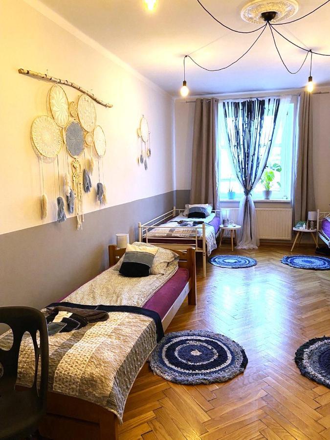 Apartment Lares And Penates *