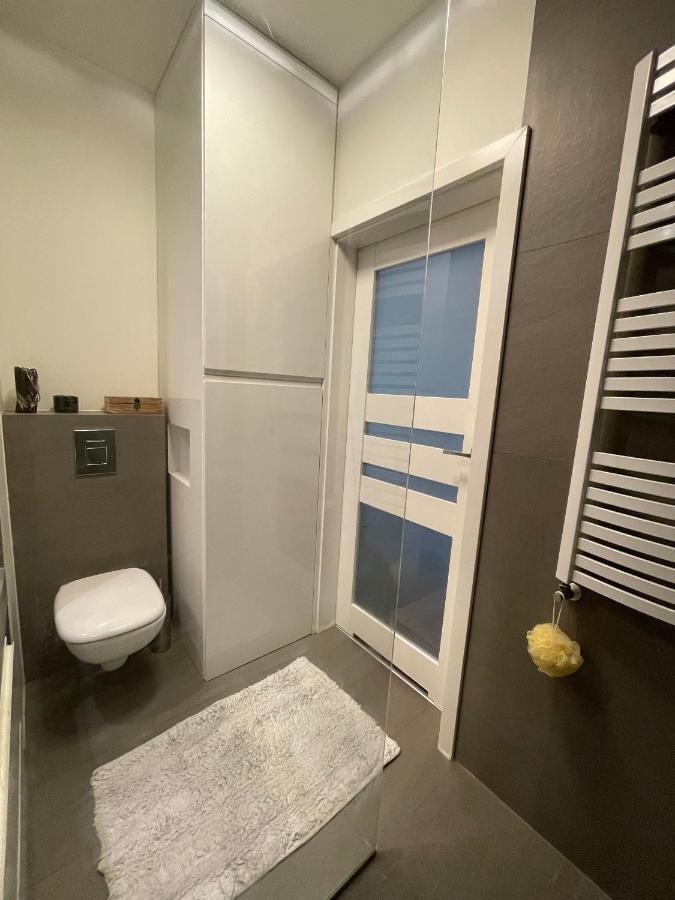 Your Oak Nest Apartment Krakow
