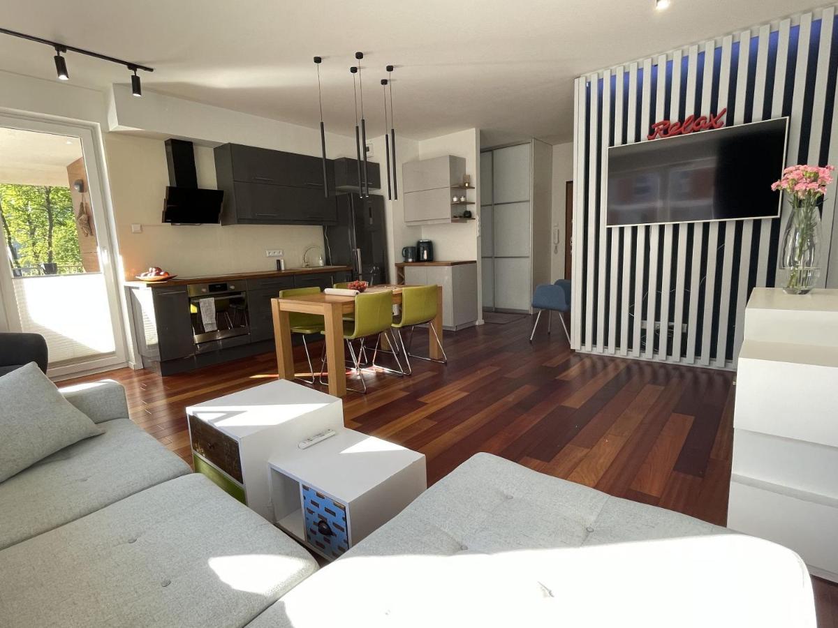 Your Oak Nest Apartment *