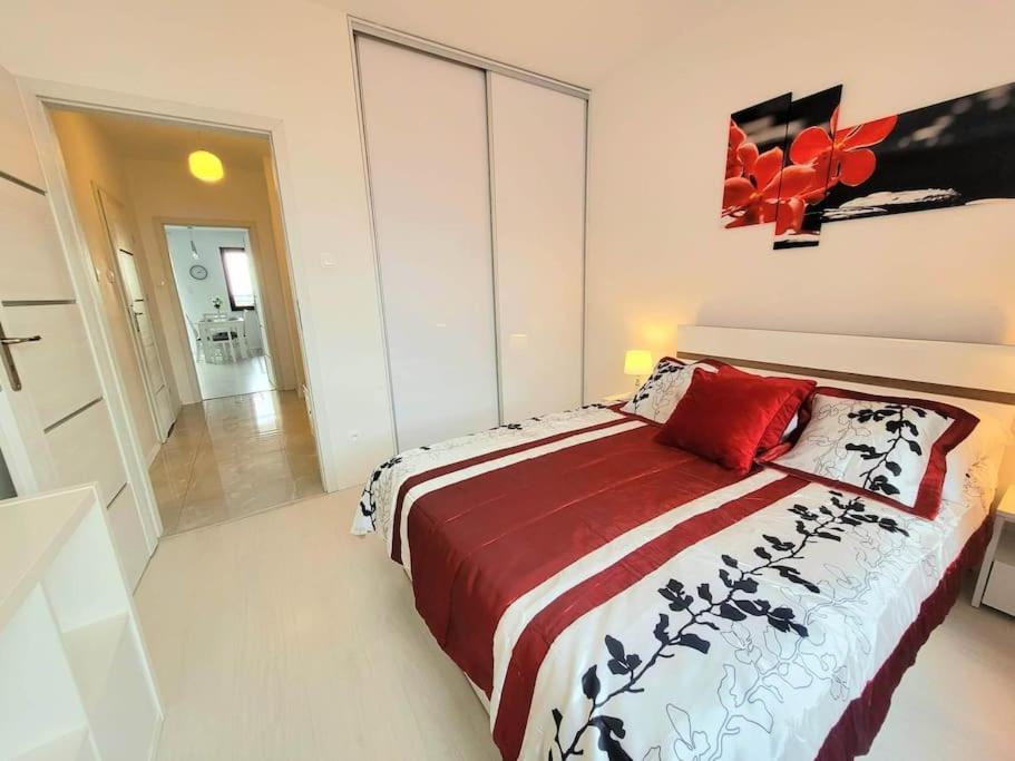 Apartment Sophie 3 Rooms, 2 Bathrooms, 8 Persons