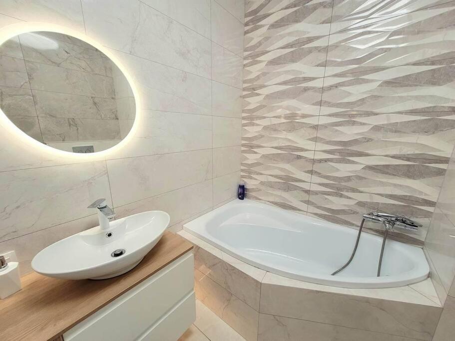 Sophie 3 Rooms, 2 Bathrooms, 8 Persons Apartment Krakau
