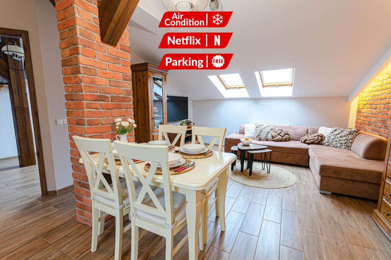Bronowicka Premium - 52m2 With Private Parking Apartment Krakow