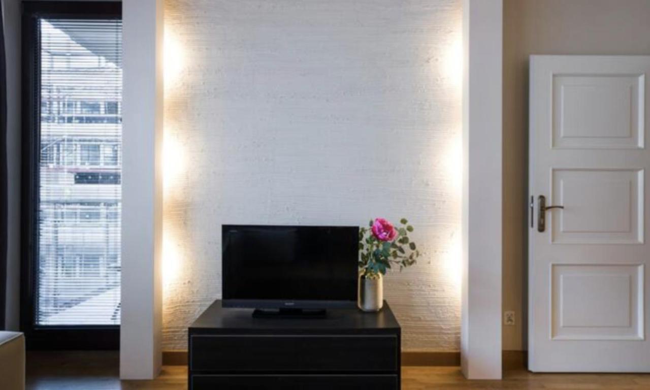 Royal Parkside Apartment