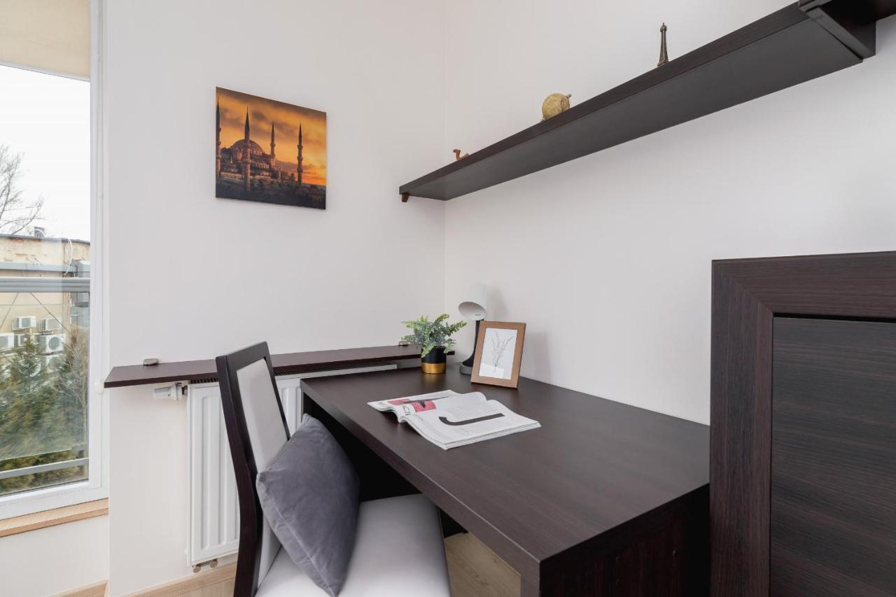 Apartment Cystersow Cracow By Renters *