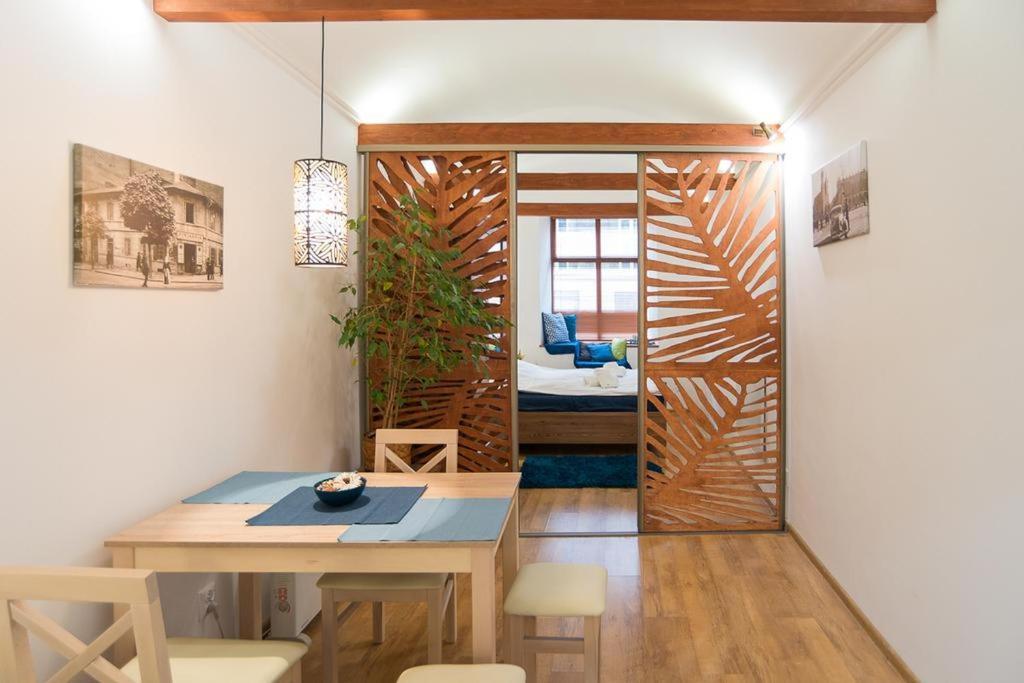 Cozy On Wielopole Street. Apartment *