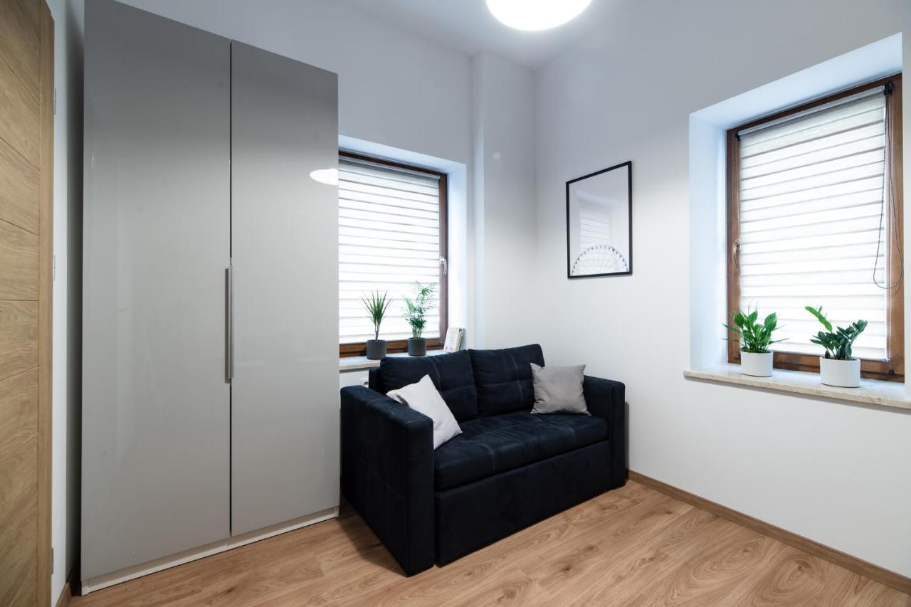 Neo Unique & Bright Apartments, Free Parking, 15min Old Town & Kazimierz - By Homelike *