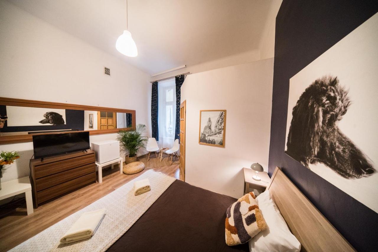 Aparthotel Roller