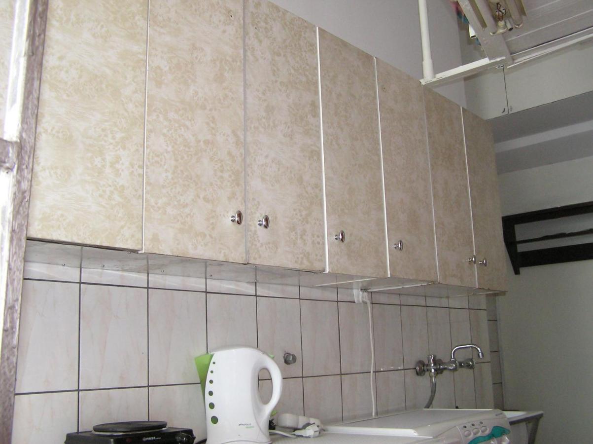 P3b Klimatyzacja ,netflix Kawalerka Mala Halczyna 9-2 Centrum 5 Przystankow Parkowanie Bezplatne Apartment