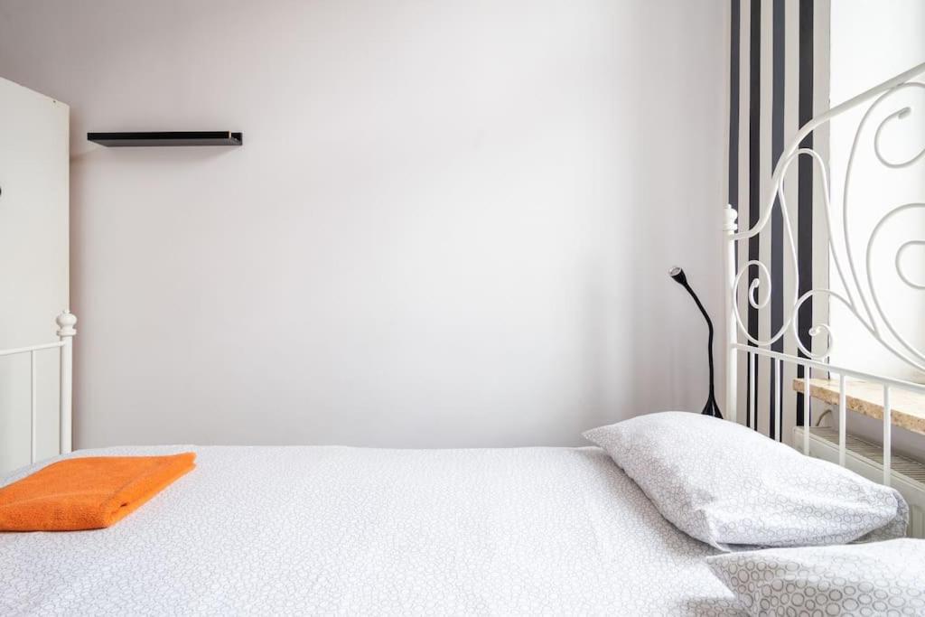 Old Town Kazimierz Shine After Party 4 Indipendent Bedrooms Apartment 2 Bathrooms *