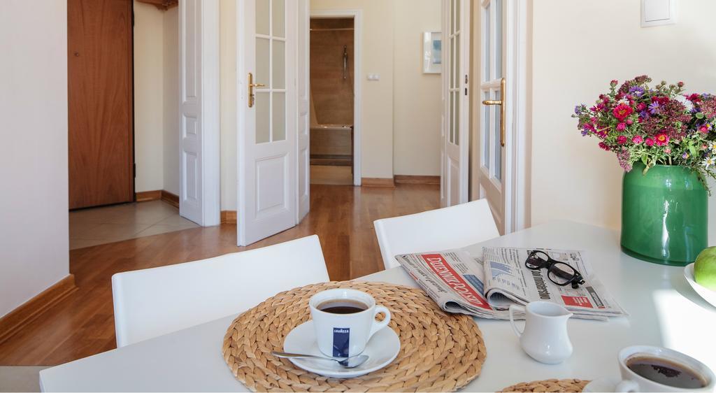 M Apartment *