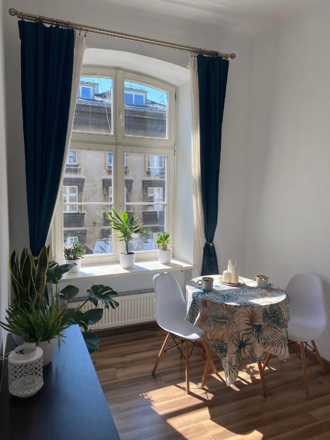 First Station 26-10 Apartment Krakow