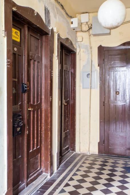 Old Town Kazimierz Shine After Party 4 Indipendent Bedrooms Apartment 2 Bathrooms Apartament