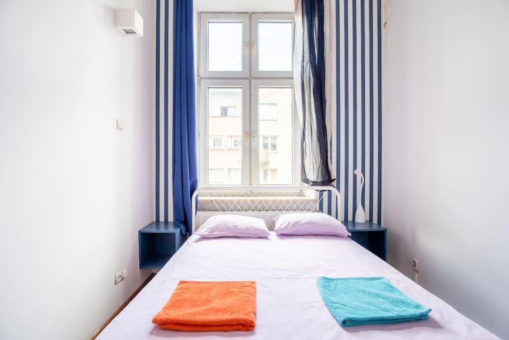 Old Town Kazimierz Shine After Party 4 Indipendent Bedrooms Apartment 2 Bathrooms Apartament Kraków