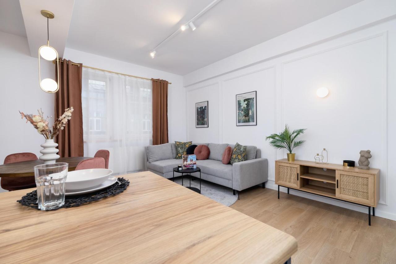 Old Town Dluga 48 Family By Renters