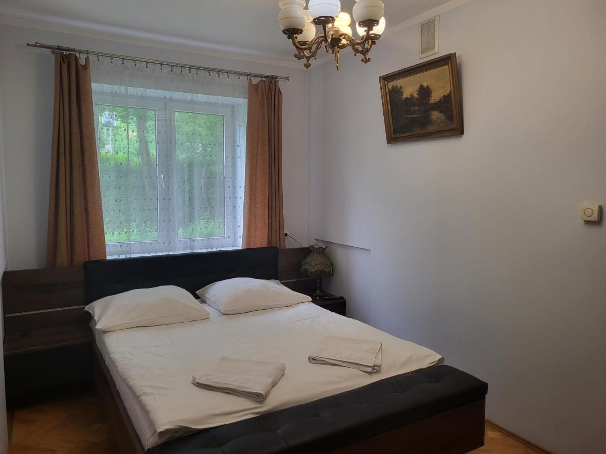 Apartament Przy Bloniach *