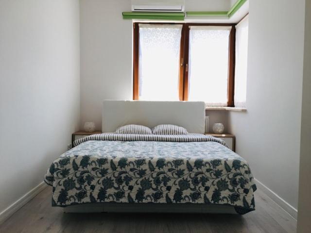 Apartment 3 Aircon With Free Parking, Balcony Walking Distance Old Town