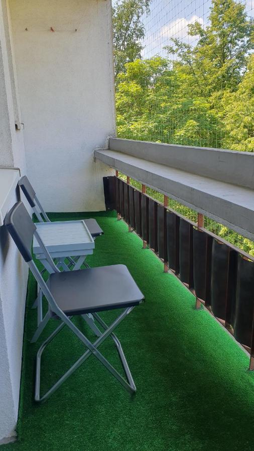 Cracow Bronowice Apartment *