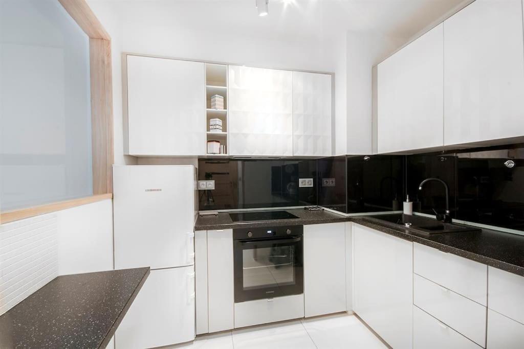 Funcional Easy Condo- Bezplatne Miejsce W Garazu * Kraków