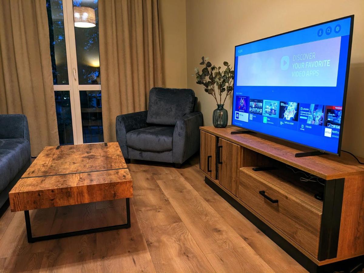 Apartamento Spacious Two-bedroom In The Center Cracóvia