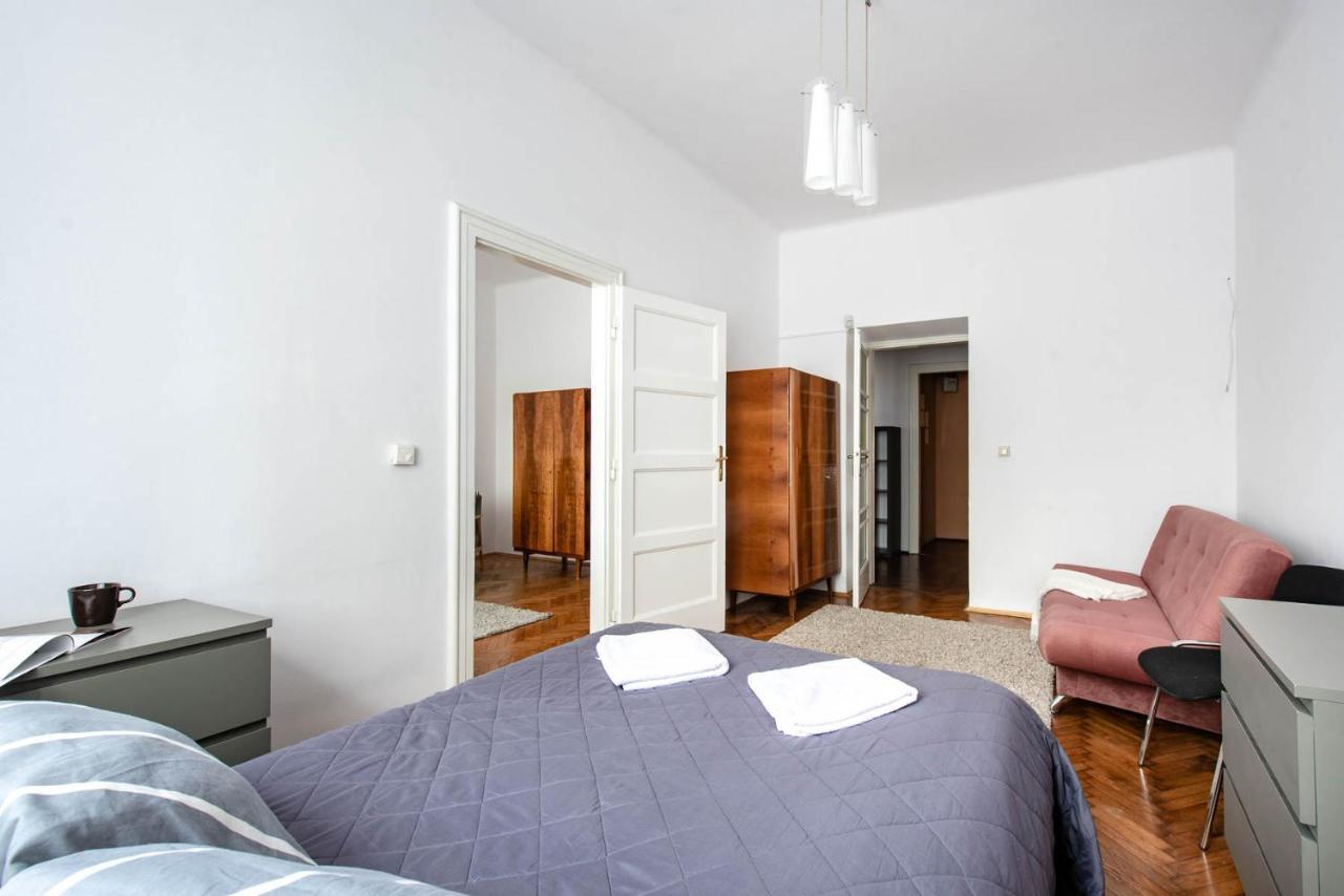Apartment Retro Secret *