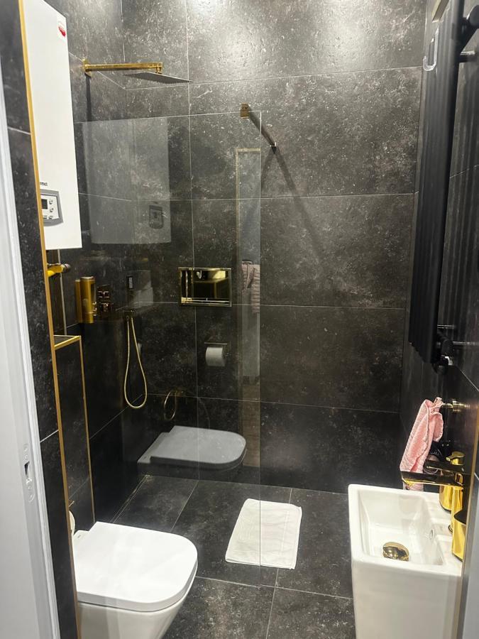 Shine Prywatne Jacuzzi Starowislna *