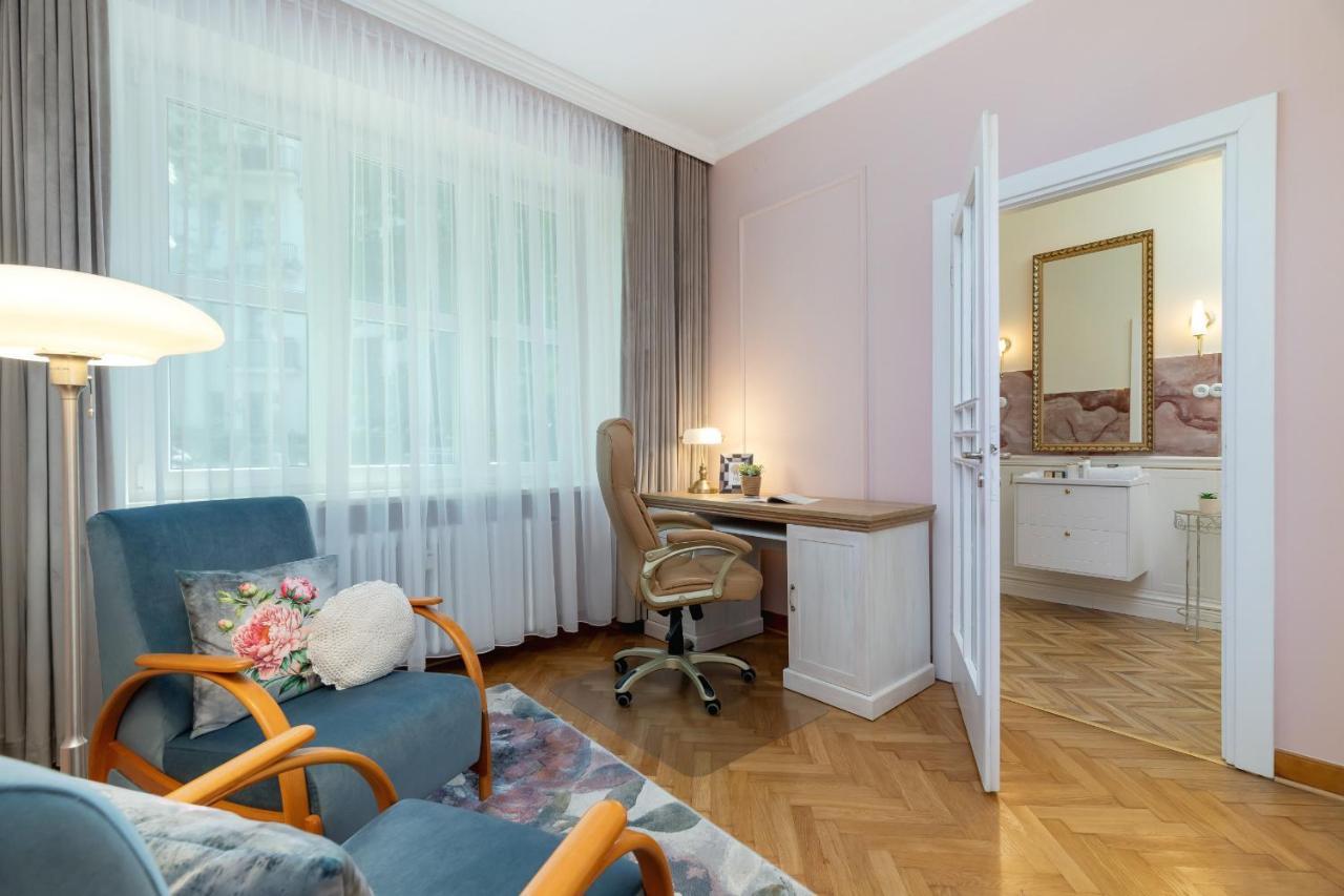 Apartament Luxurious & Unique Mickiewicza Cracow By Renters Prestige Kraków