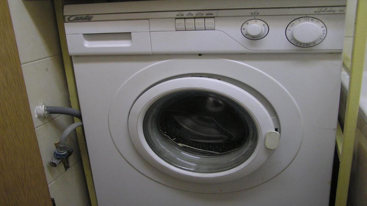 P4c Klimatyzacja Netflix Kawalerka Mala Halczyna 9-2 Centrum 5 Przystankow Parkowanie Bezplatne Apartment Krakow