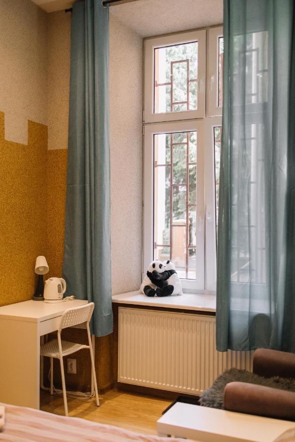 Albergue West13 Guest