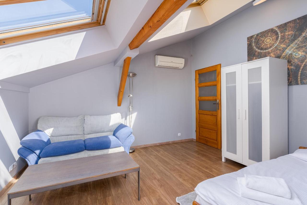 Apartment Flat With Cosy Attic - Castle Round The Corner - By Upstairs Krakau