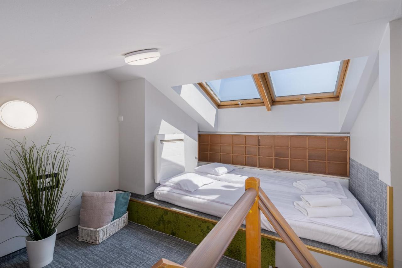 Flat With Cosy Attic - Castle Round The Corner - By Upstairs * Krakau
