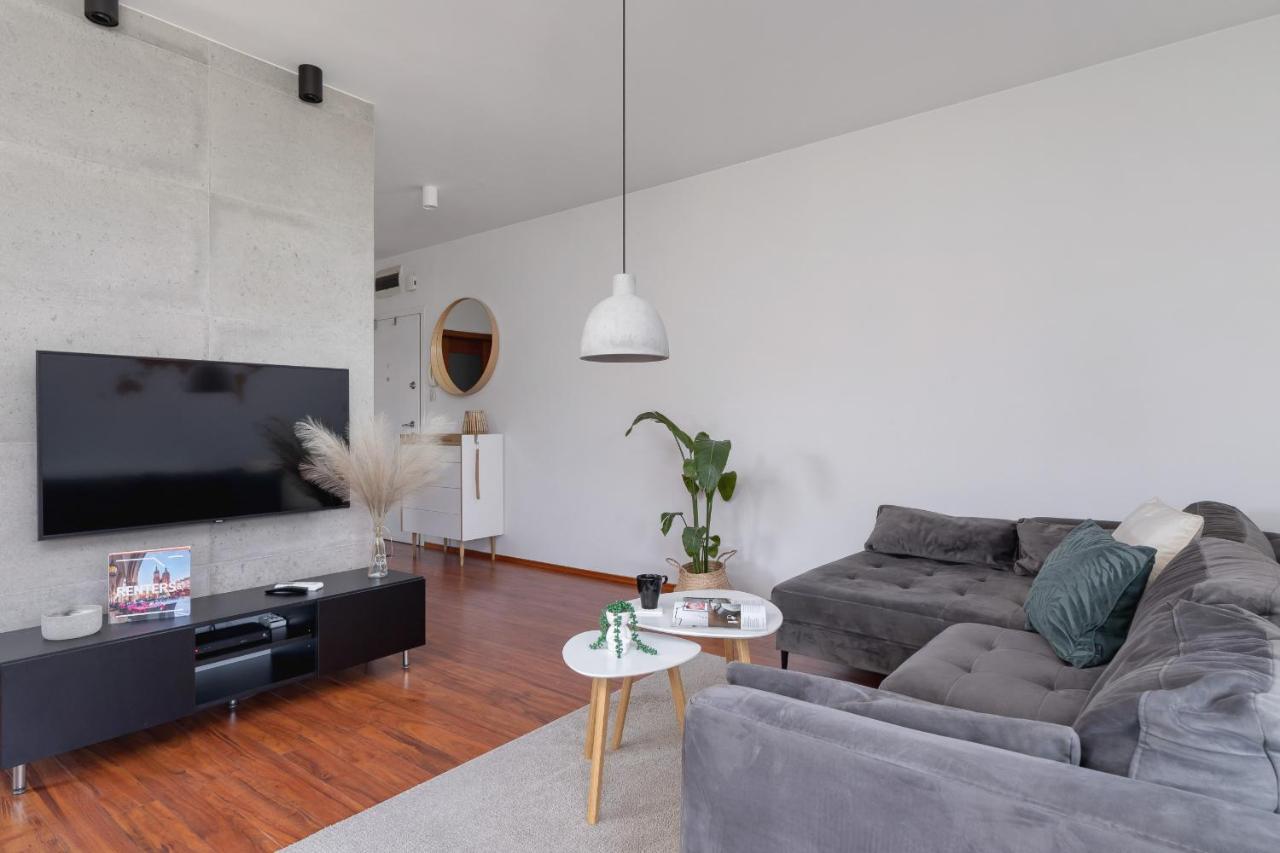 Dworska On Vistula Boulevards By Renters Apartment
