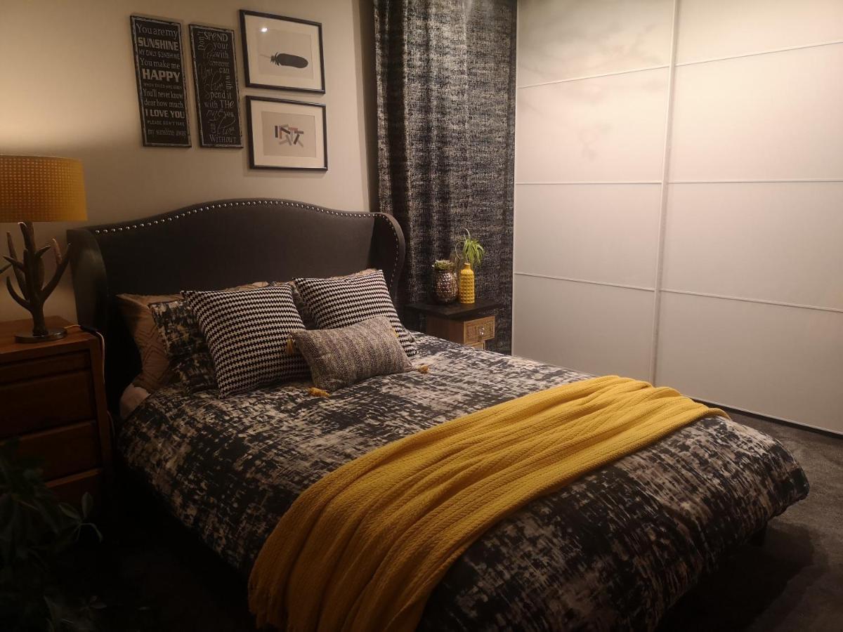Glam Design - Beautiful, Comfortable And Cosy House With Garden, Free Parking And Wifi