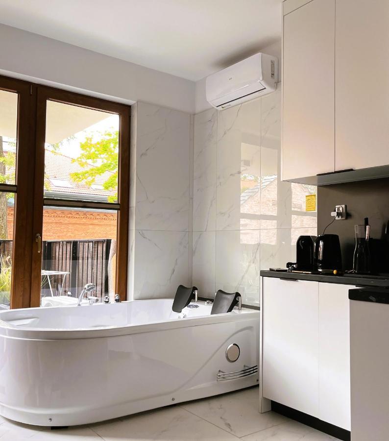 Jacuzzi Rakowicka Apartment Krakow