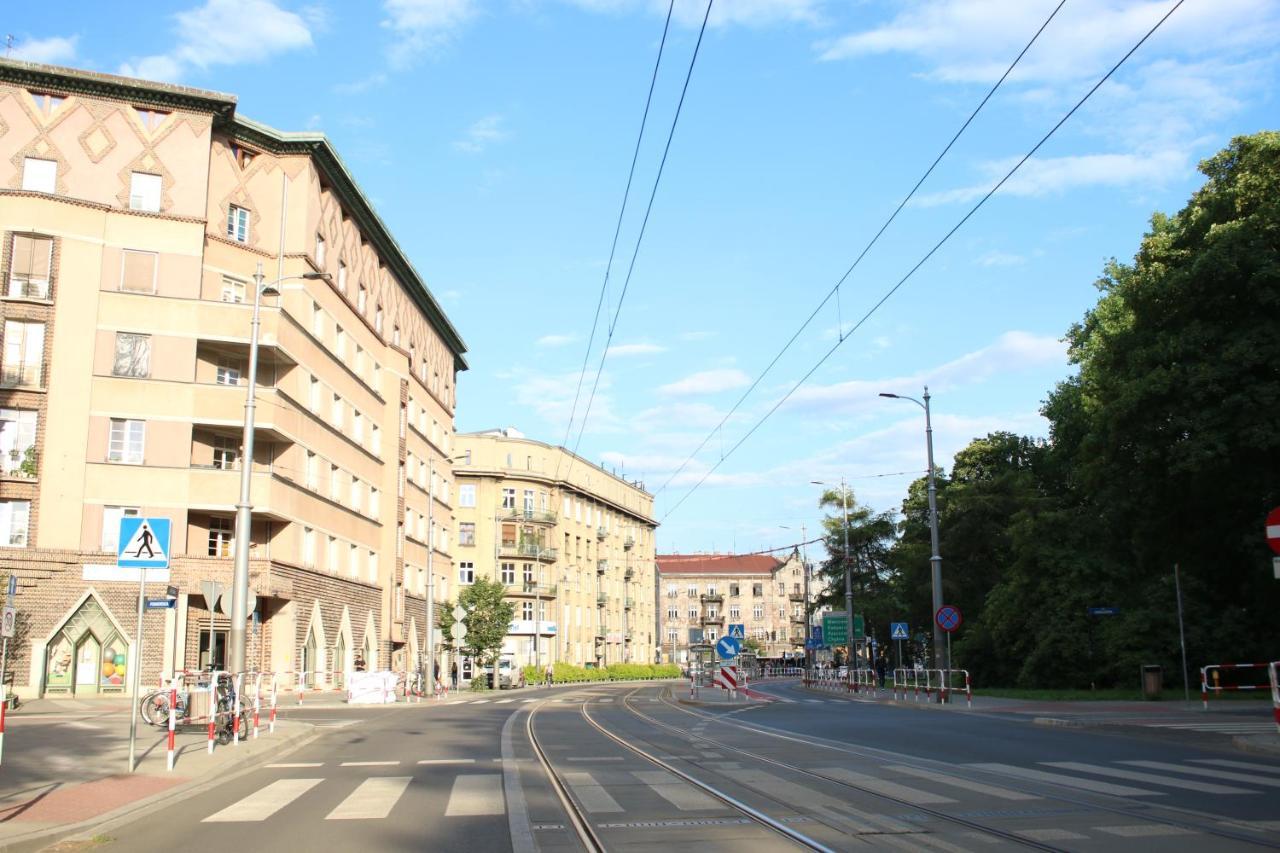 Kana - Stylish Apartment In Krakow - Close, Fast Wifi & Smart Tv *