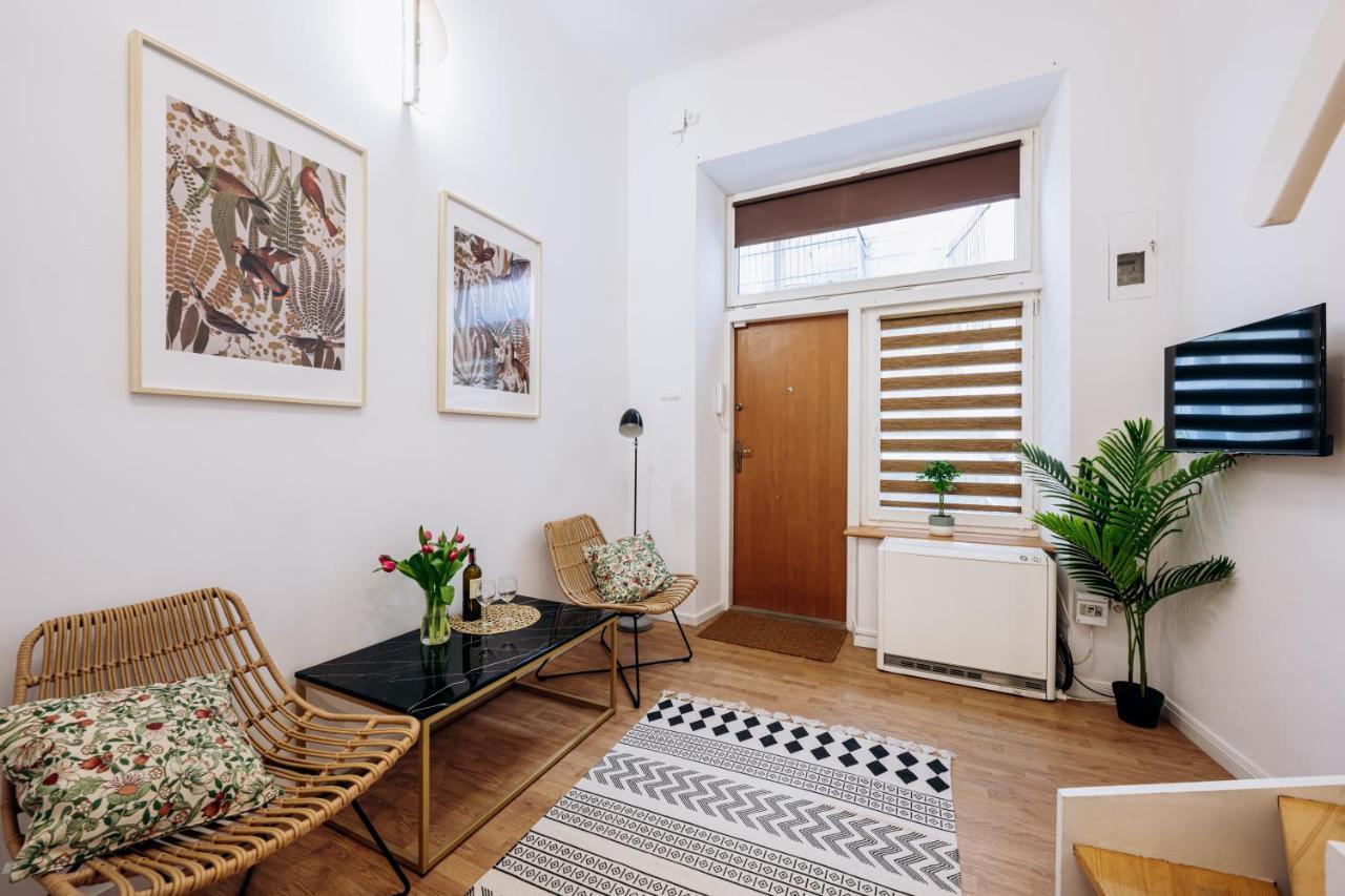 Apartment Nest Cosy Old Town & Wawel Hill By Vistula River - By Homelike