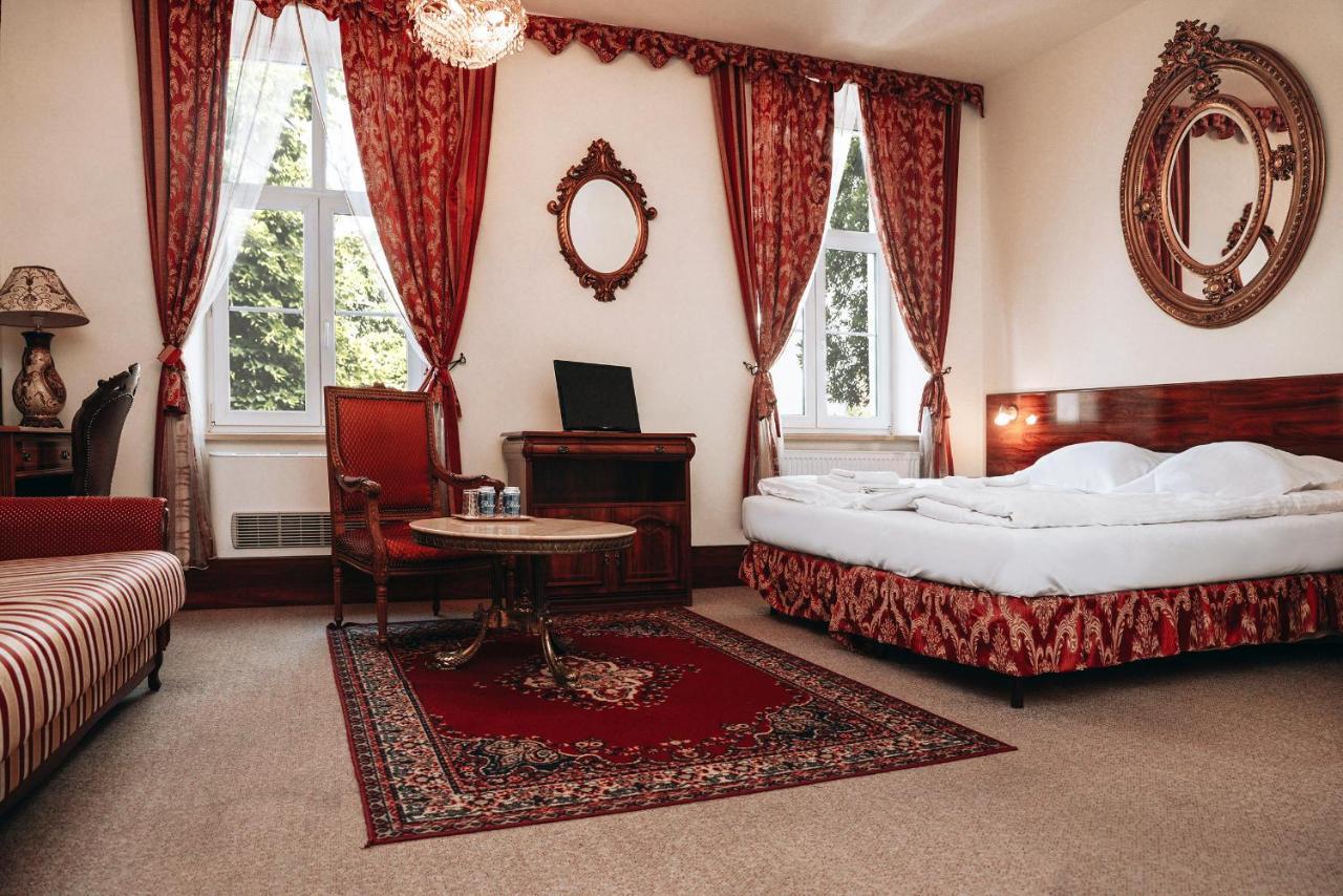 Hotel apartamentowy Old Time *