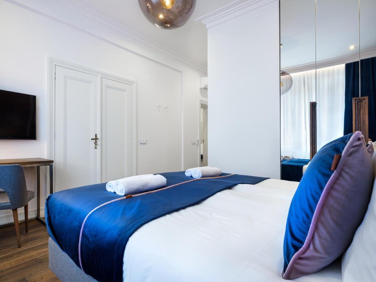 Tyzenhauz Grand Appartement *