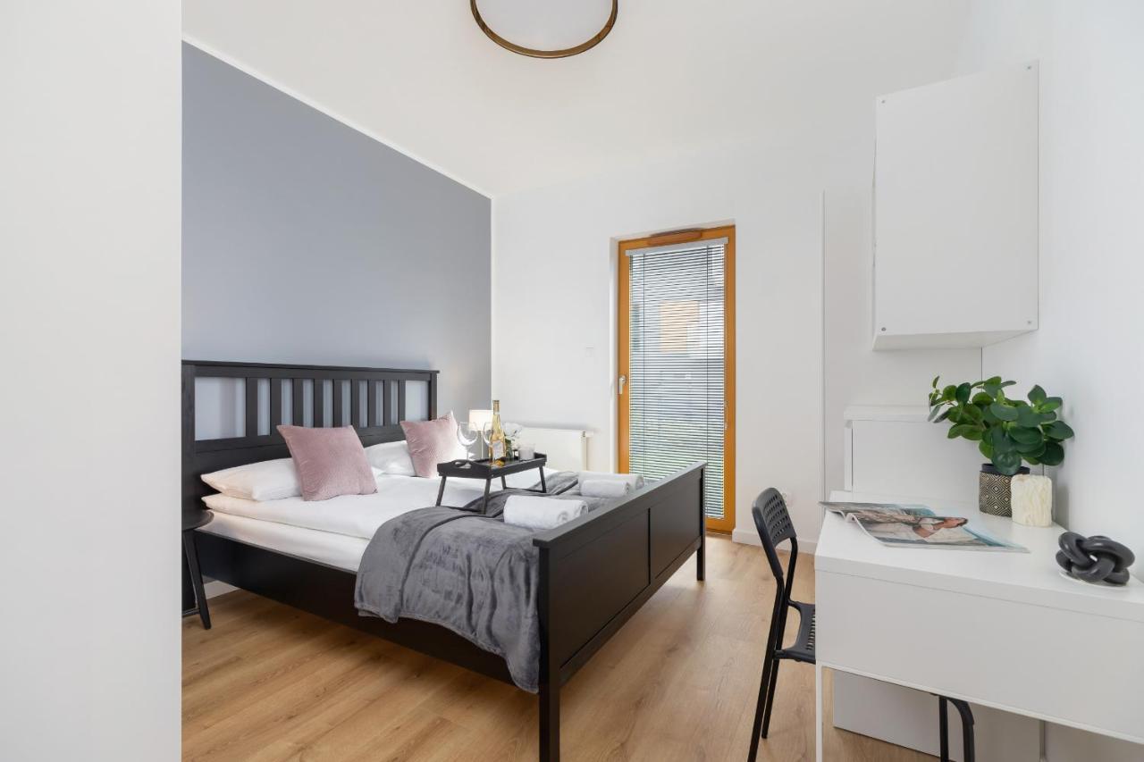 Luxurious Rakowicka By Renters Prestige Apartment *