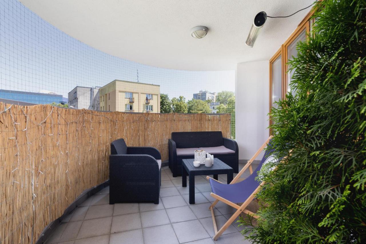Apartment Dworska On Vistula Boulevards By Renters Krakow