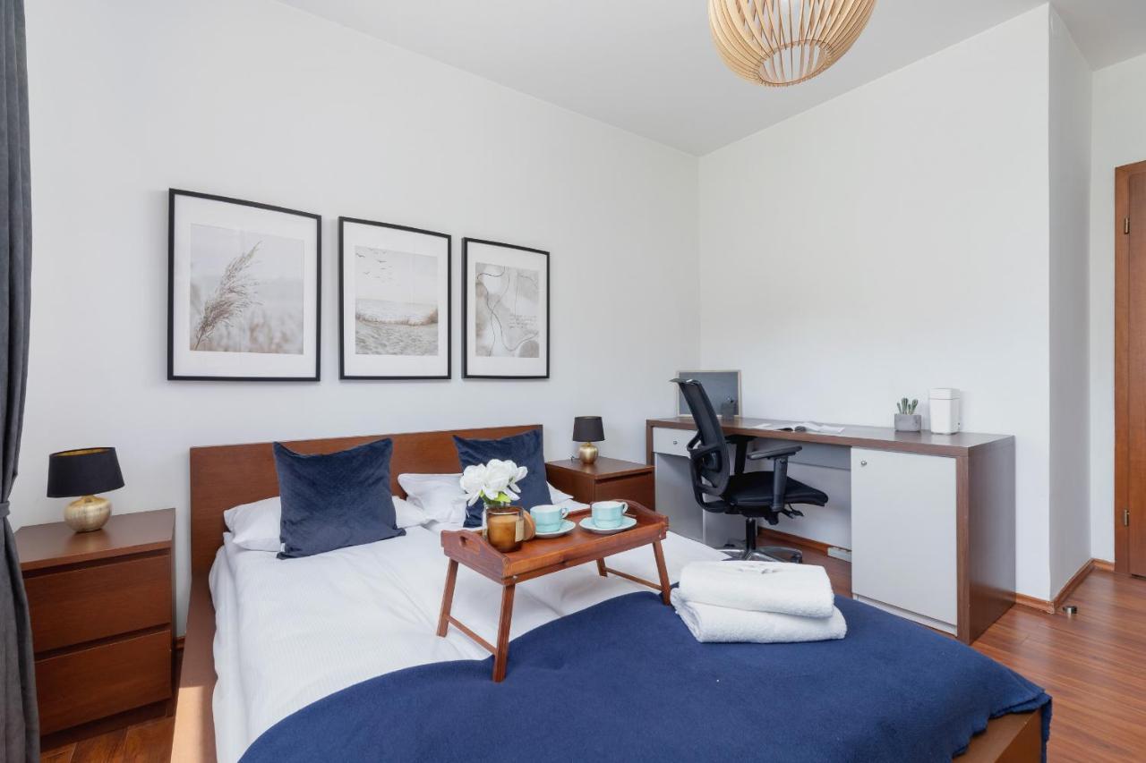 Dworska On Vistula Boulevards By Renters Apartment *