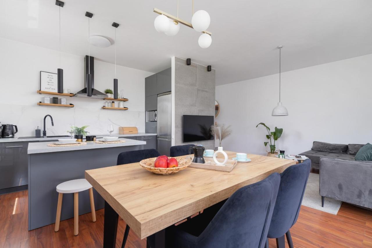 Dworska On Vistula Boulevards By Renters Apartment