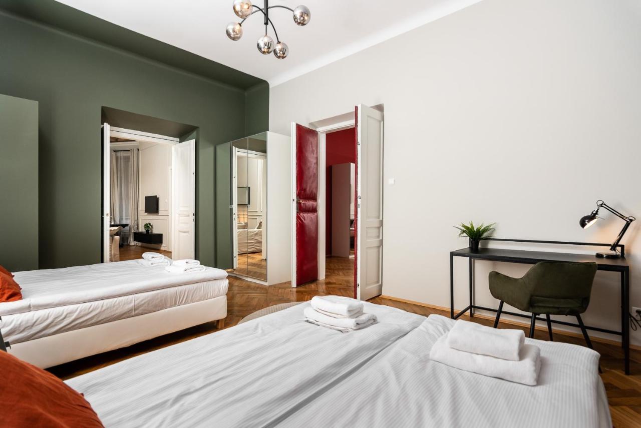 Przestronny W Centrum Krakowa - 12 Osob - By Upstairs Apartamento Cracóvia