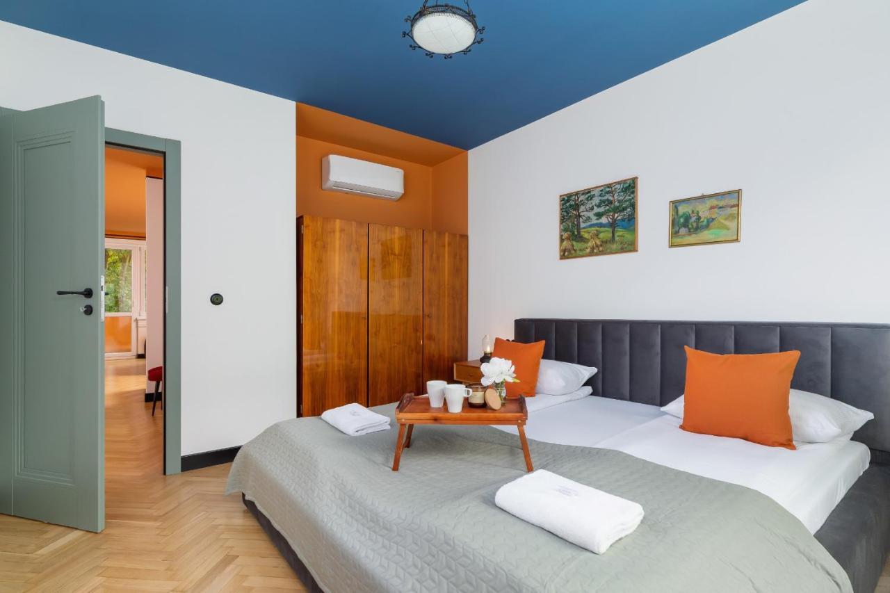 Pet-friendly Krasickiego Podgorze Cracow By Renters Kraków