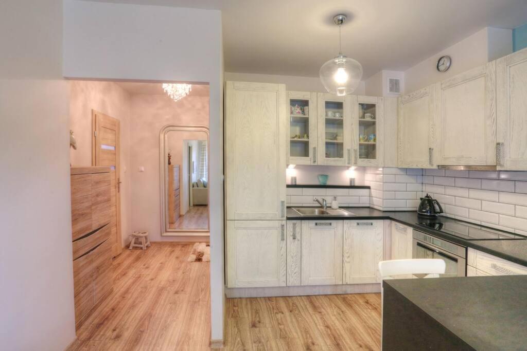Apartment Ekskluzywny W Centrum Z Balkonem I Parkingiem *