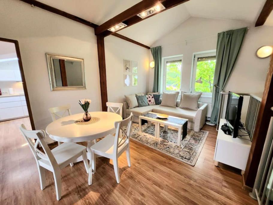 Cozy Country 6persons Close To Airport Apartamento *