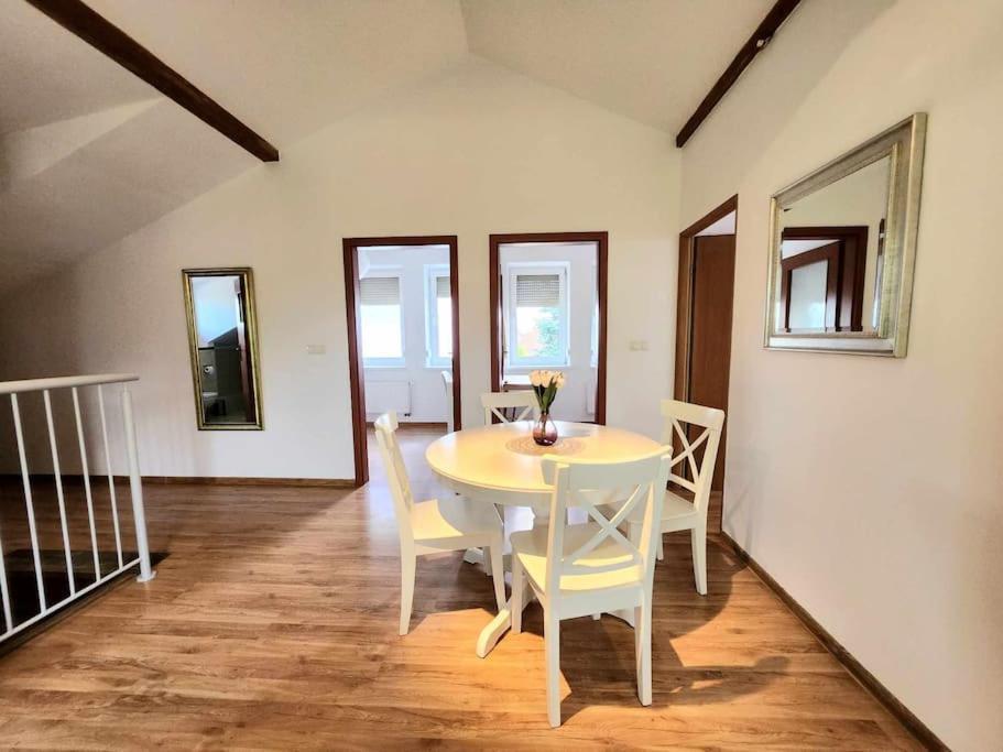 Cozy Country 6persons Close To Airport Apartamento Cracóvia
