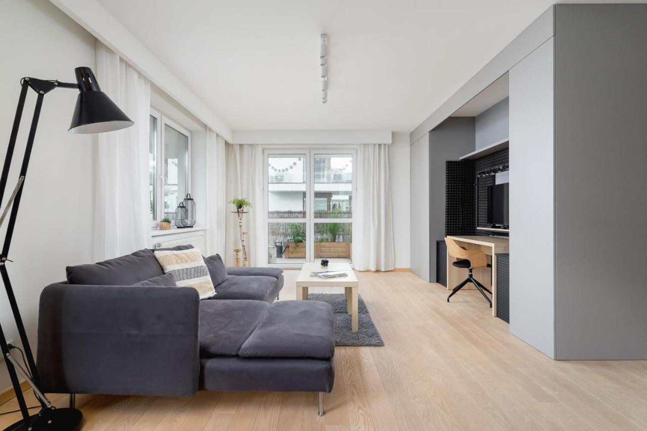Stawowa With Balcony & Parking Cracow By Renters * Krakow