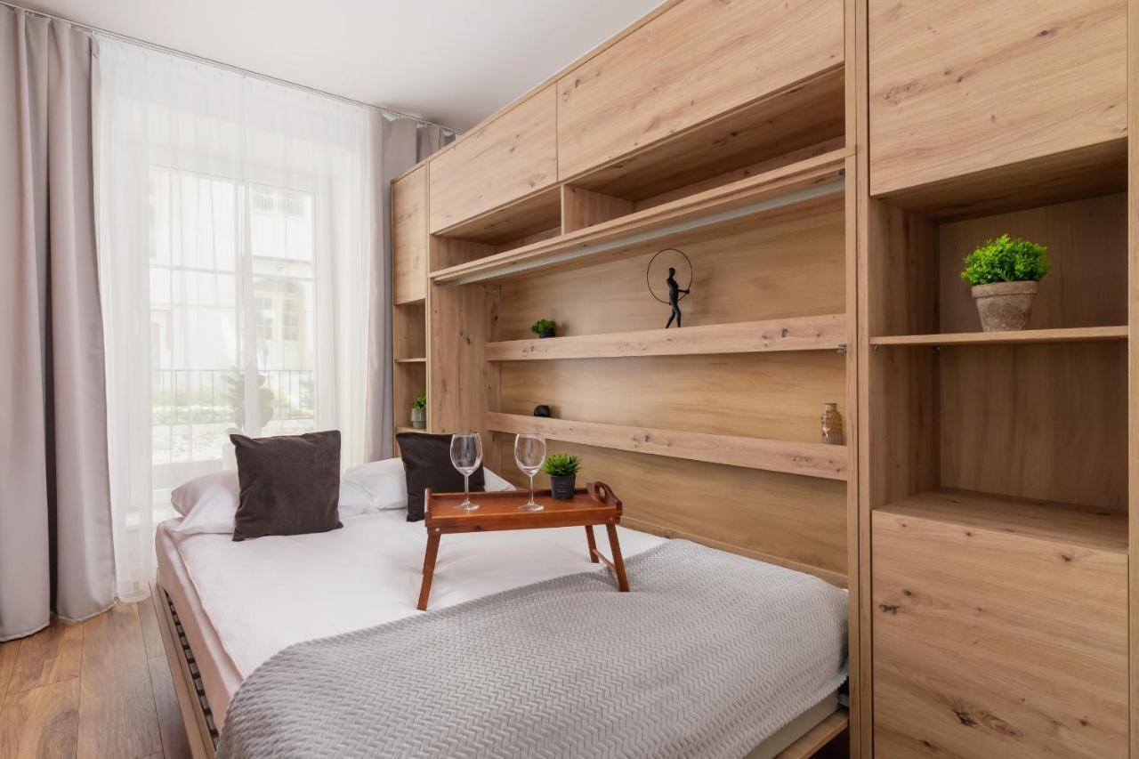 Apartament Kazimierz Elegant With Terrace Near Main Square By Renters Kraków