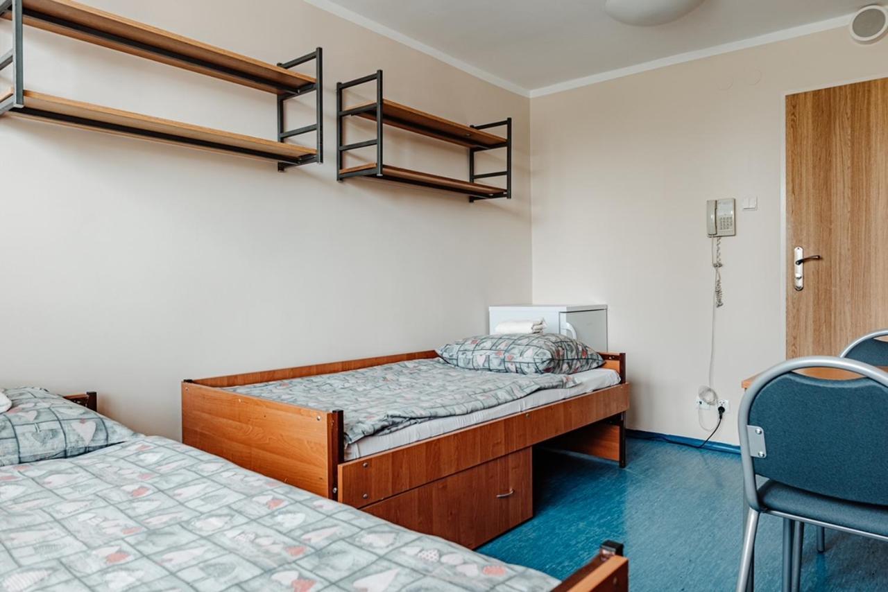 Akropol Hostel *