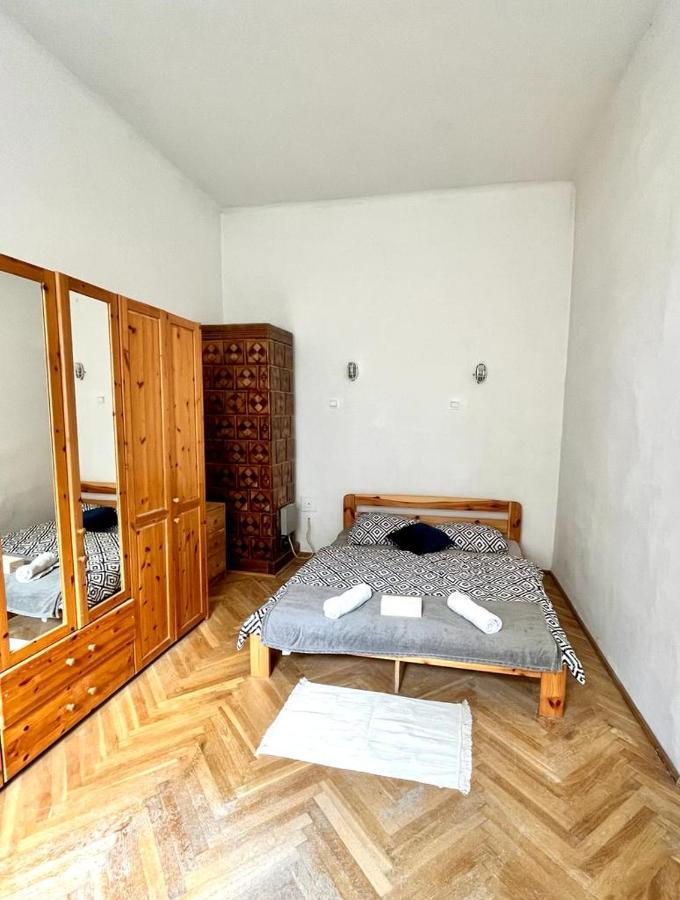 Bedroom Near The Bus And Train Station Krakow